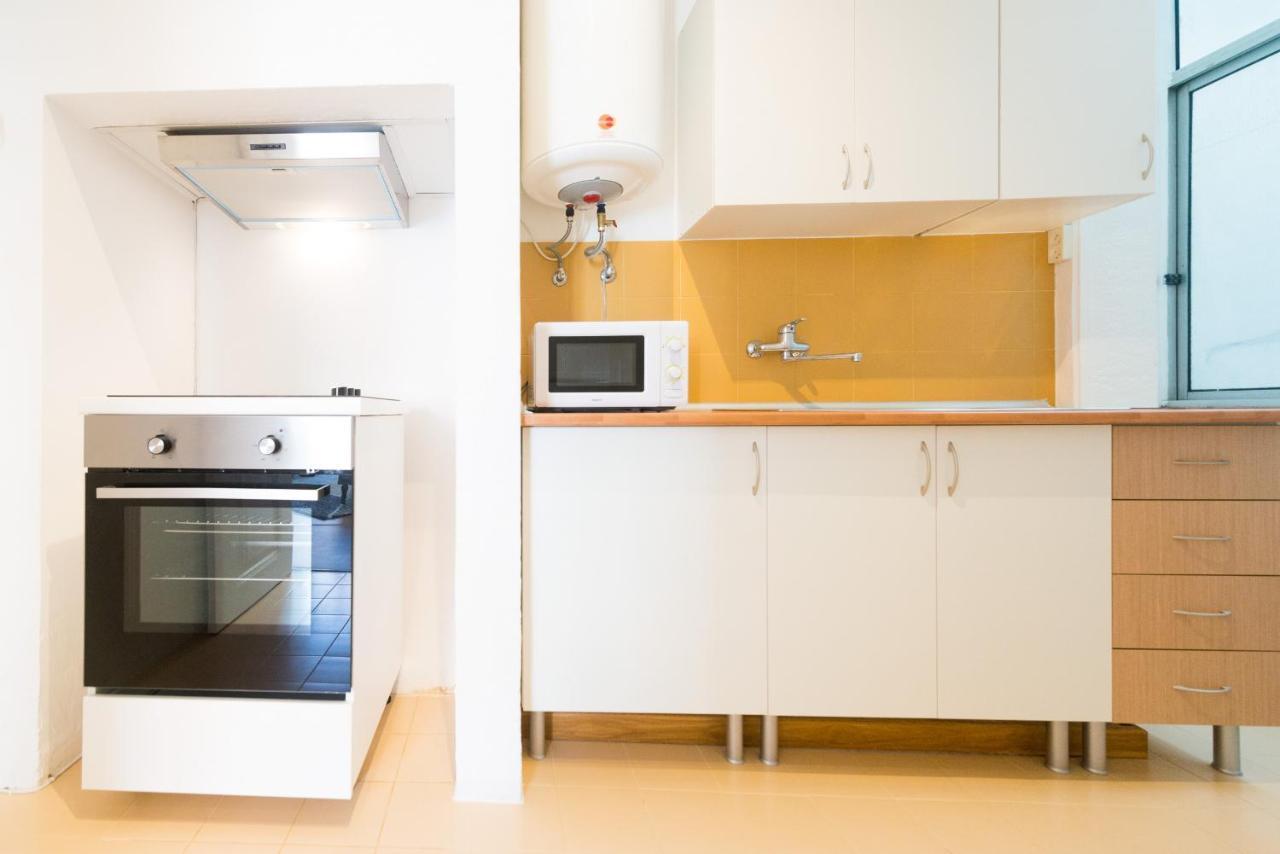 Typical Almirante By Homing * Lisbon